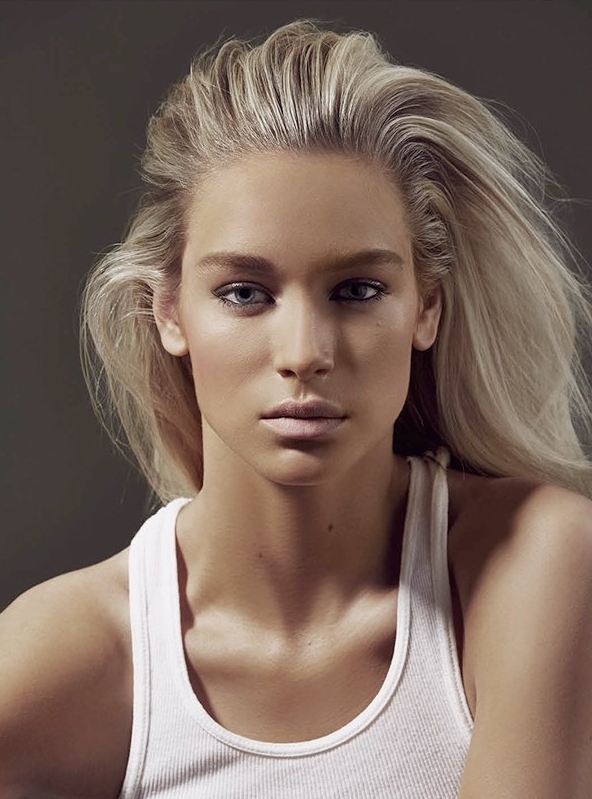 Collection de Nabil Harlow pour Balmain Hair