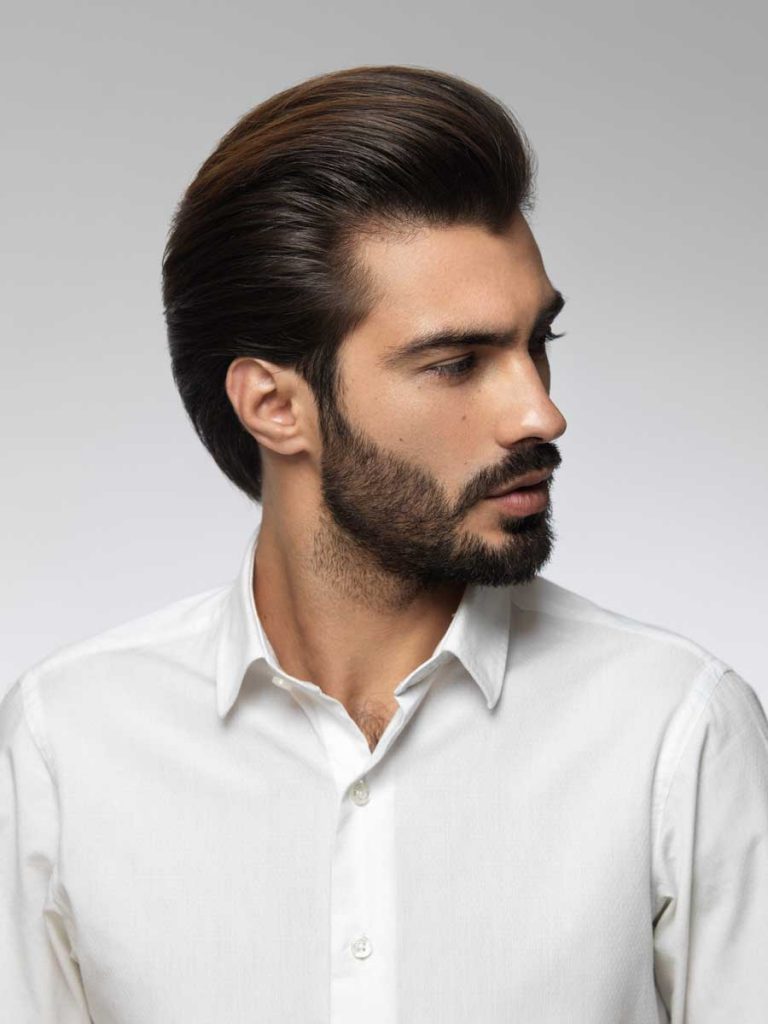 Défi pour Homme prend soin des barbes