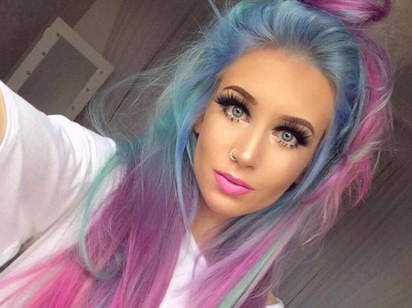 La coloration Licorne, un style conte de fée