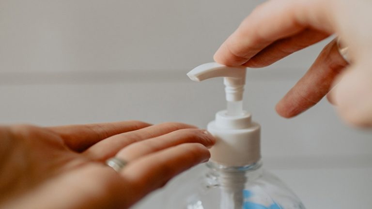 Quelles mesures sanitaires à mettre en place pour la réouverture des salons ?