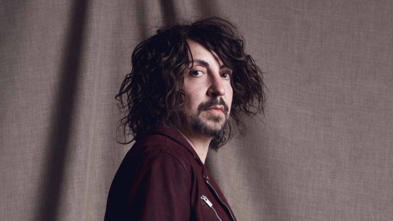 Eric Maurice, “toutes les femmes veulent des cheveux brillants”